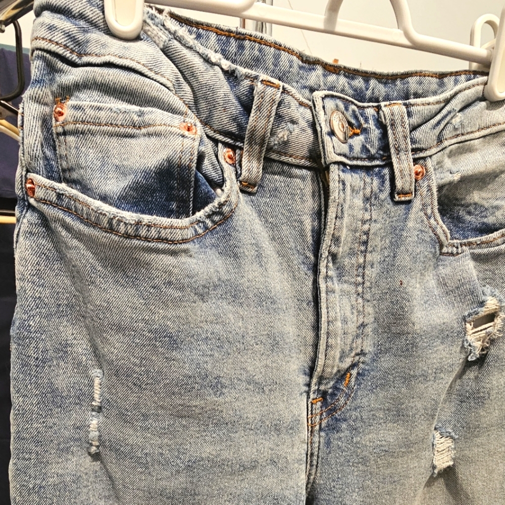 Divided by H&M size 6